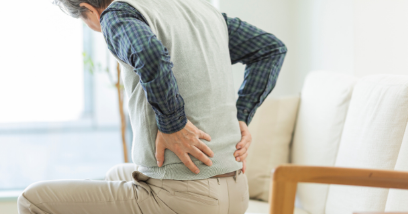 Vật lý trị liệu xương khớp cho người cao tuổi tại nhà