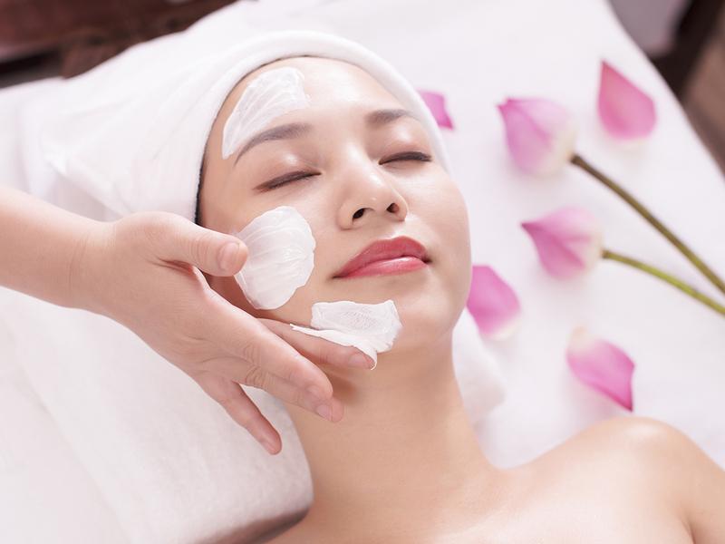 Kem dưỡng cho da dầu mụn: Hướng dẫn chăm sóc da toàn diện từ Nha khoa Bảo Anh
