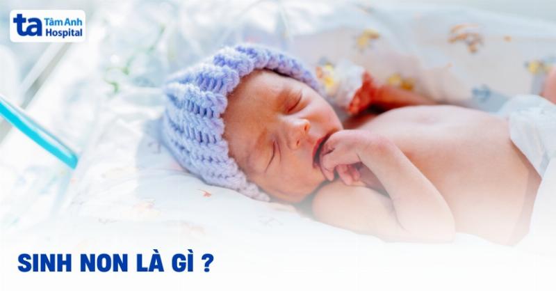 Tổng quan về việc chăm sóc sức khỏe tiêu hóa cho trẻ sơ sinh dưới 1 tháng tuổi bao gồm dinh dưỡng và theo dõi y tế