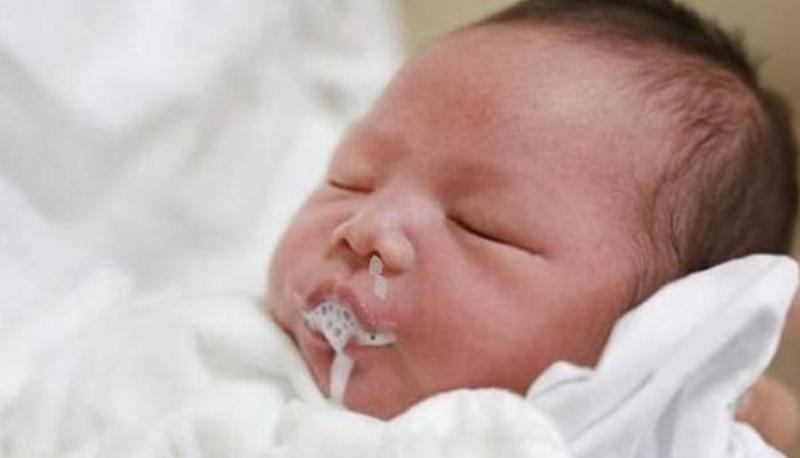 Phụ huynh chia sẻ kinh nghiệm phòng ngừa sặc sữa lên mũi cho trẻ