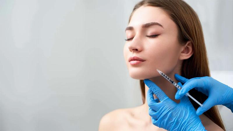 Các loại filler Juvederm sử dụng công nghệ Hylacross phổ biến: Ultra XC và Ultra Plus XC