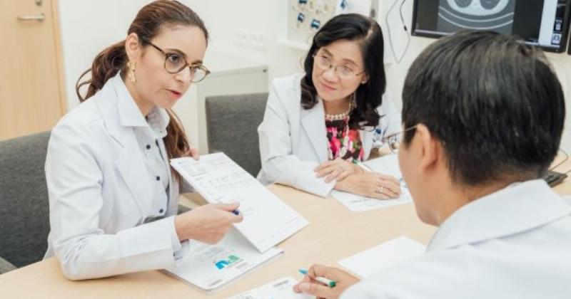 Lộ trình hoặc các bước điển hình trong hành trình chăm sóc và điều trị bệnh nhân ung thư di căn