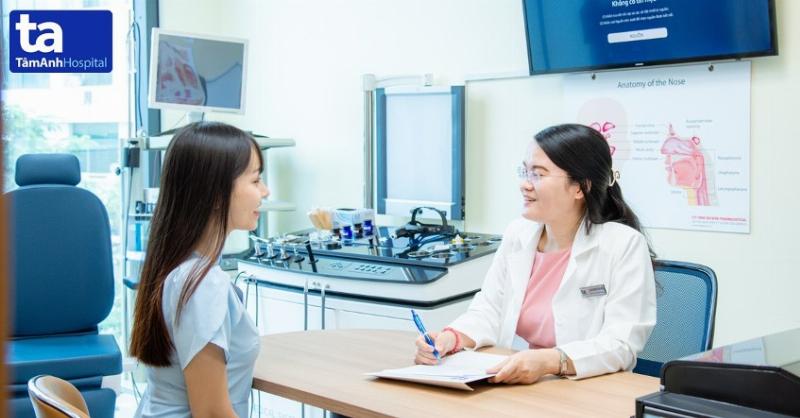 Cắt Polyp Thanh Quản Phải Kiêng Nói Bao Lâu? Giải Mã Thời Gian Phục Hồi Giọng Hát