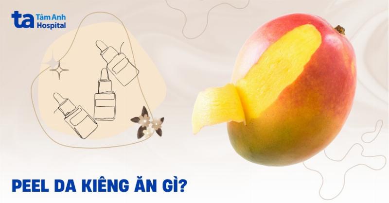 Hình ảnh minh họa các loại thực phẩm tốt cho da non đang phục hồi, bao gồm rau xanh, trái cây, cá béo và nước lọc