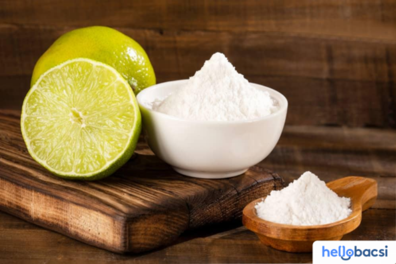 Hình ảnh minh họa cách pha và súc miệng bằng nước baking soda như một mẹo trị hôi miệng tại nhà